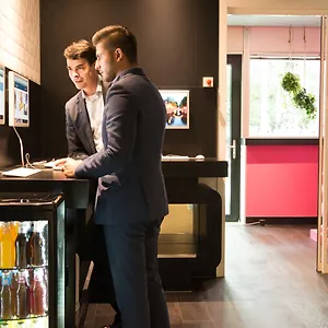 Qbic Wtc Hotell