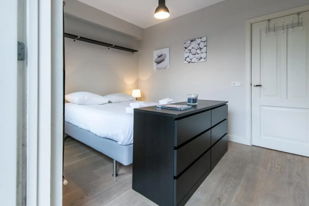 Two-Bedroom Apartment In Amsterdam West Netherlands
